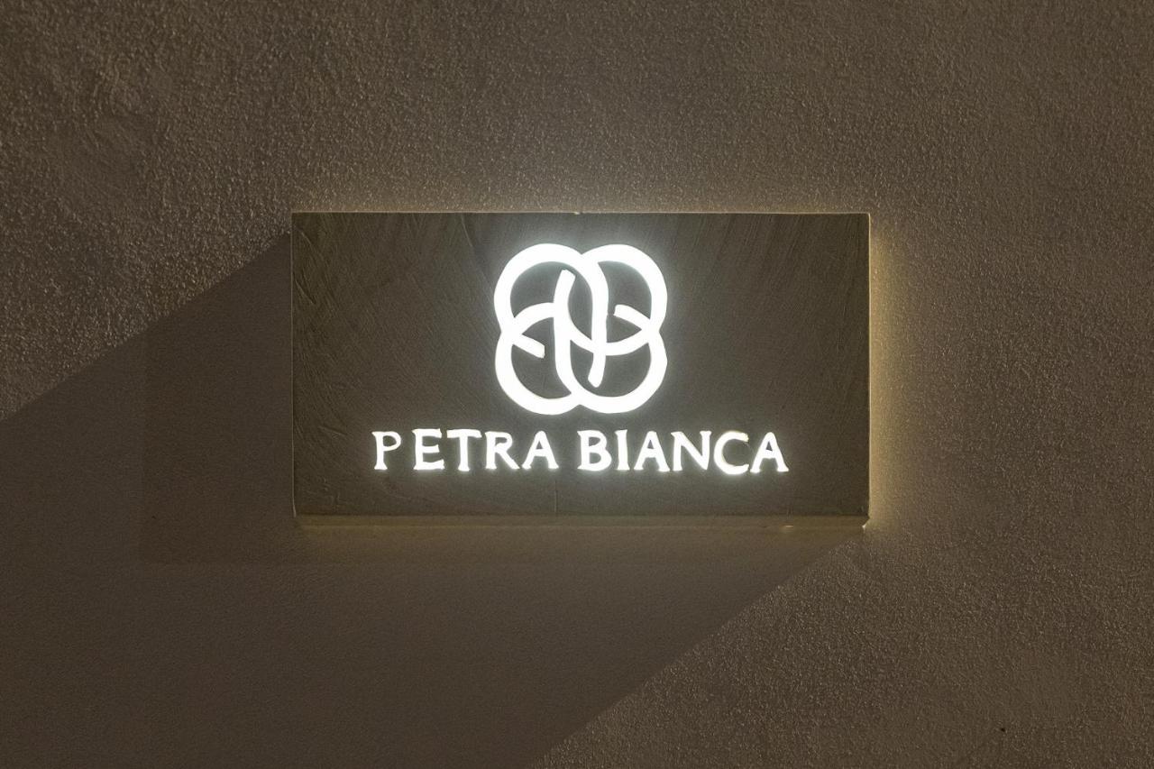 לינה וארוחת בוקר טורה סן ג'ובאני אוג'נטו Petra Bianca מראה חיצוני תמונה